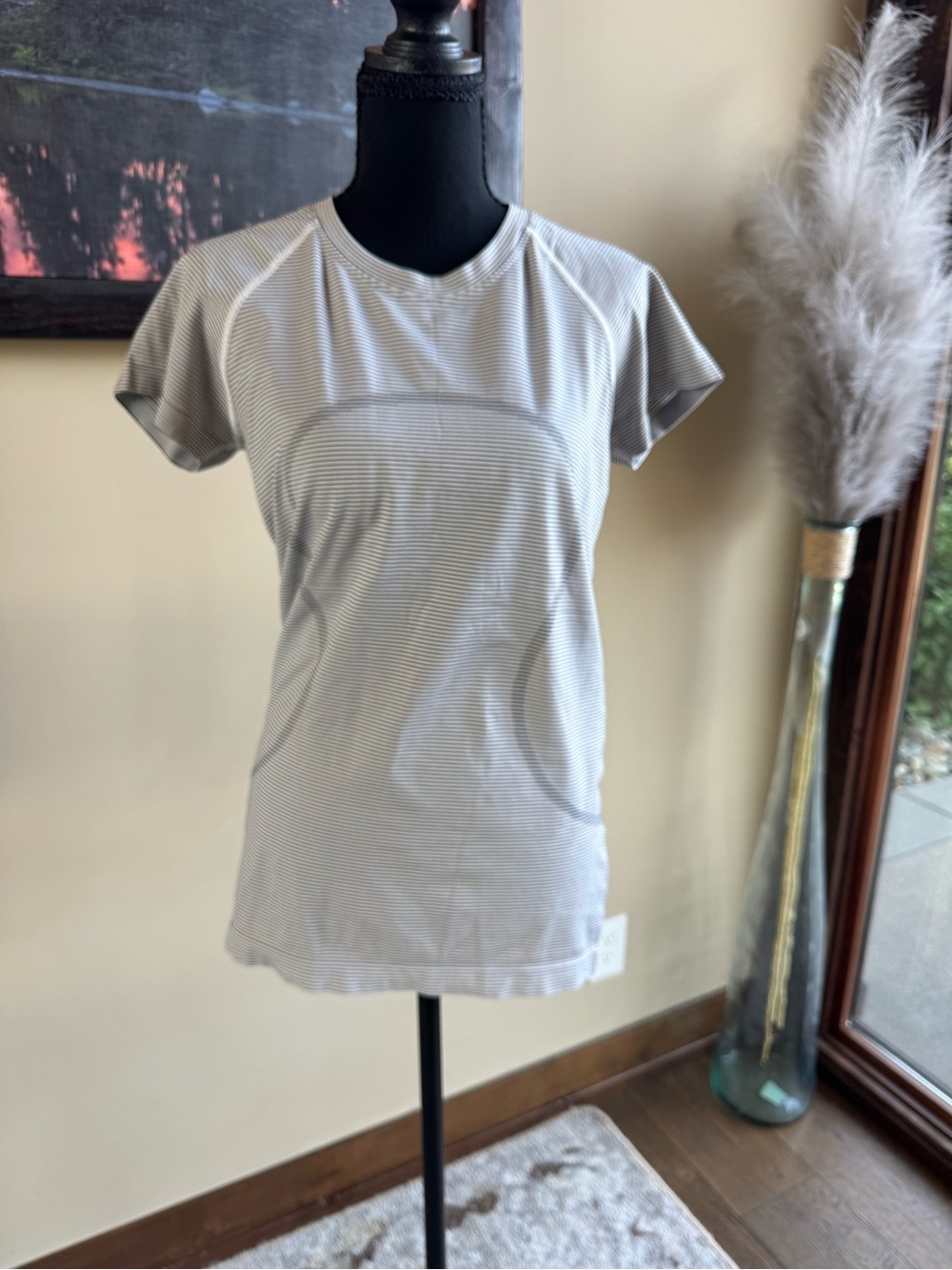 Lot of 5!!!Lululemon Women’s Athletic Shirt Lot – Sizes 8/10